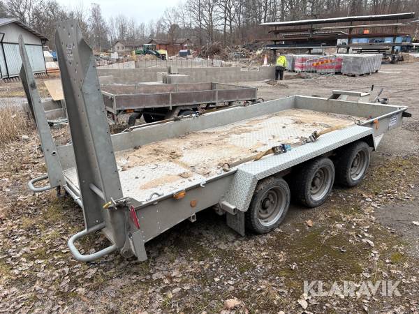 Maskinsläp Ifor Williams