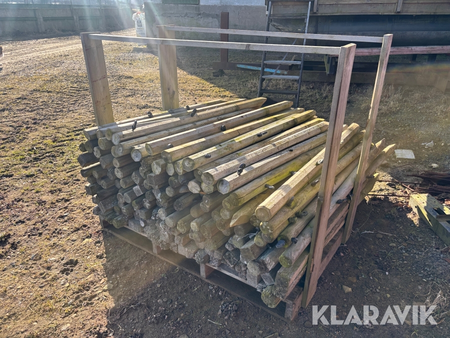 Stängselstolpar Ek och impregnerade