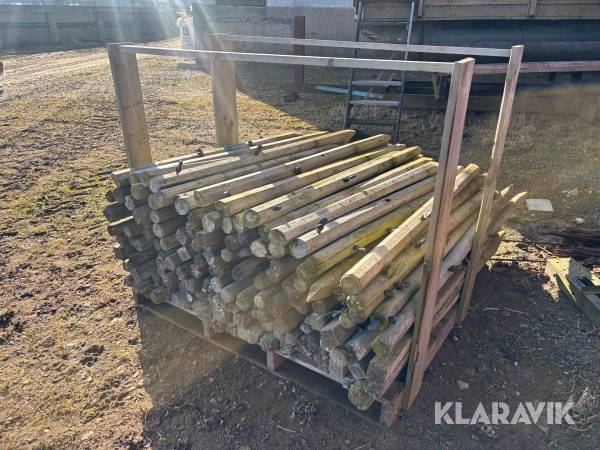 Stängselstolpar Ek och impregnerade