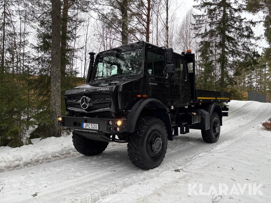 Unimog Mercedes-Benz U5023