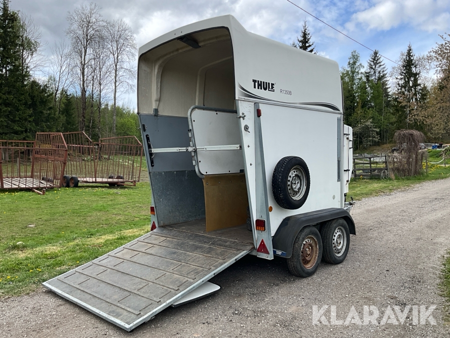 Hästtransport Thule Prestige 135