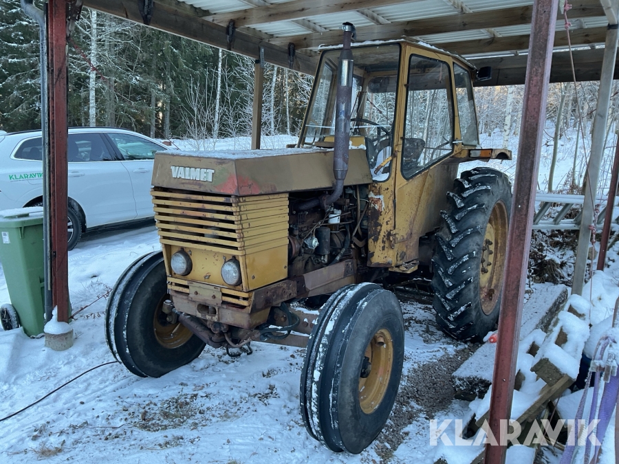 Traktor Valmet 702