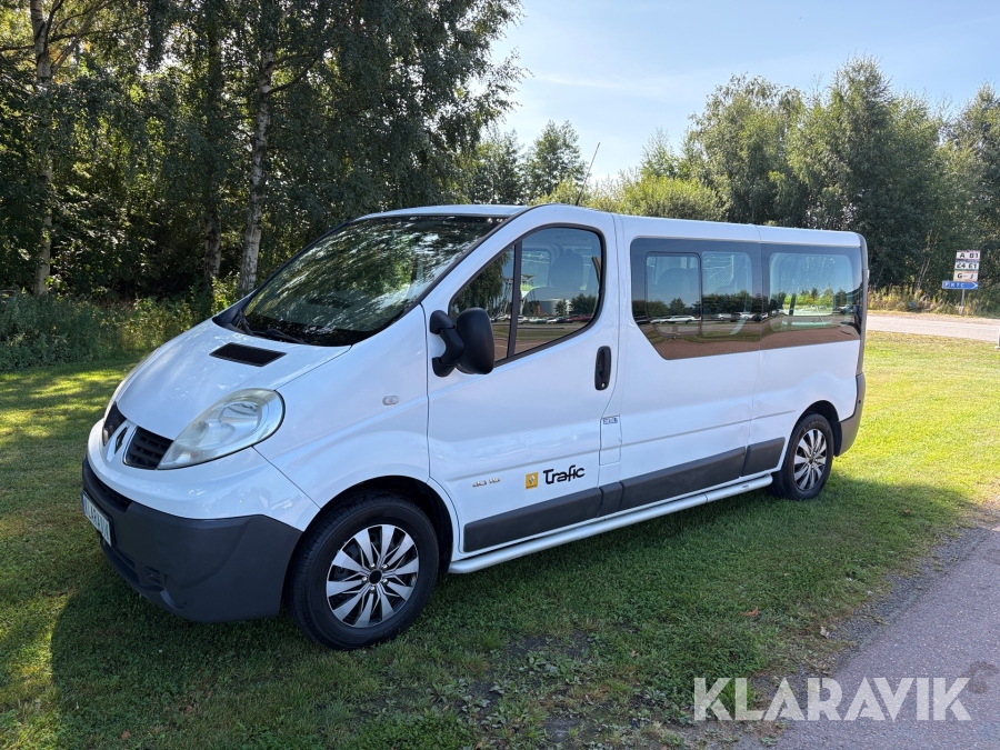 Minibuss Renault Trafik 2,0 Dci 9-sits