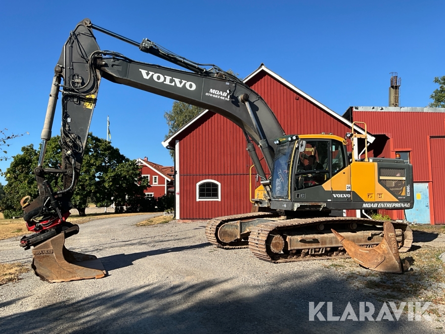 Grävmaskin Volvo EC300EL med 6st redskap