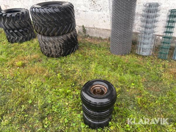 Däck Danubiana Supertraction samt vredstein