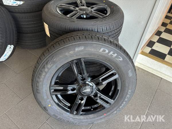 Sommarhjul 5/114.3 Delinte DH2 215/65R16 4st Nya