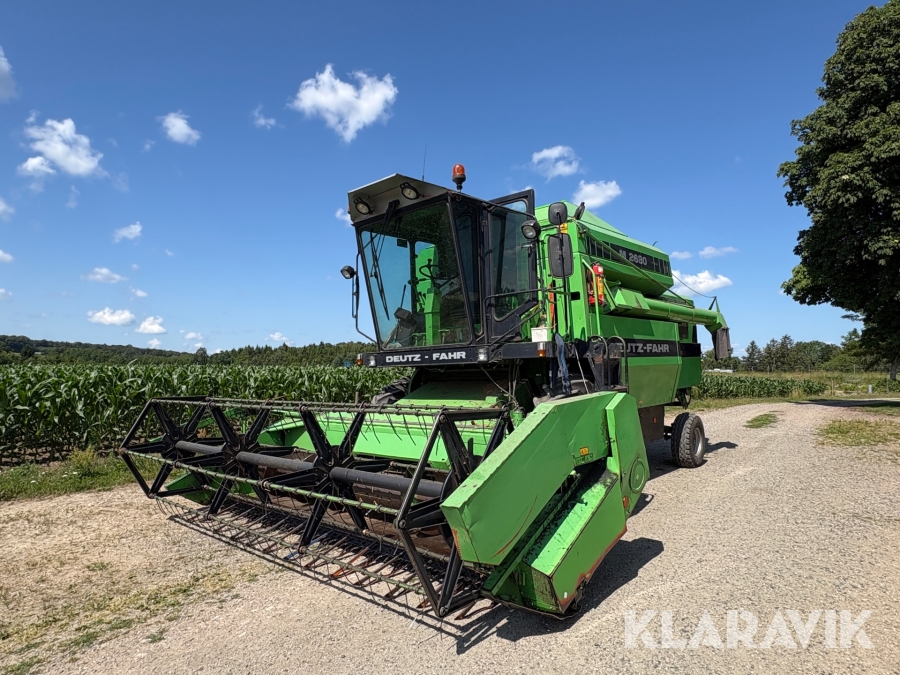 Skördetröska Deutz-Fahr M 2680