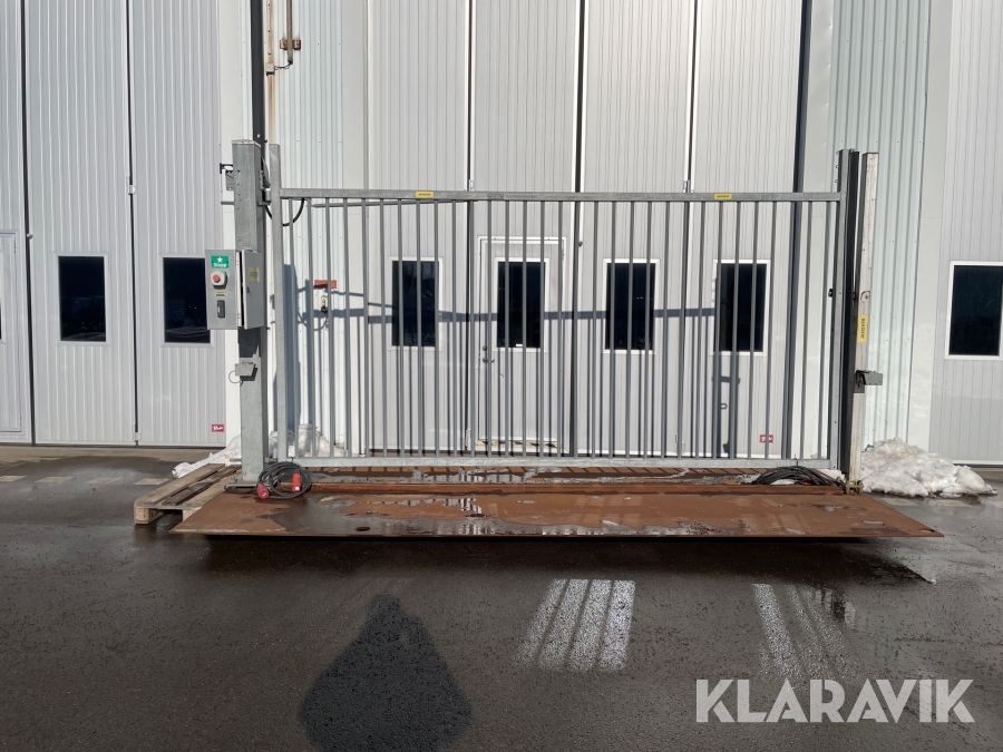 Slaggrind Infobric Gear-gate