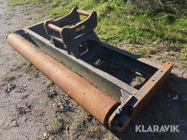 Planeringsbalk Engcon S60 fäste