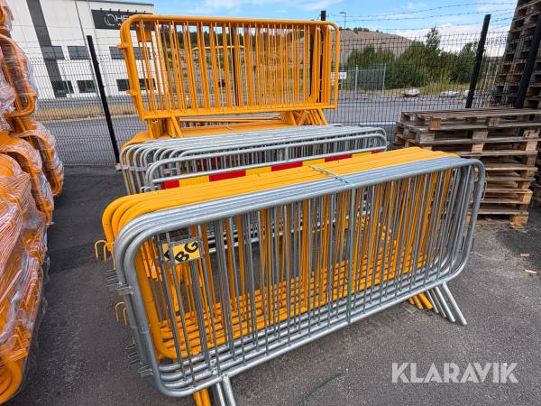 Blandade kravallstaket