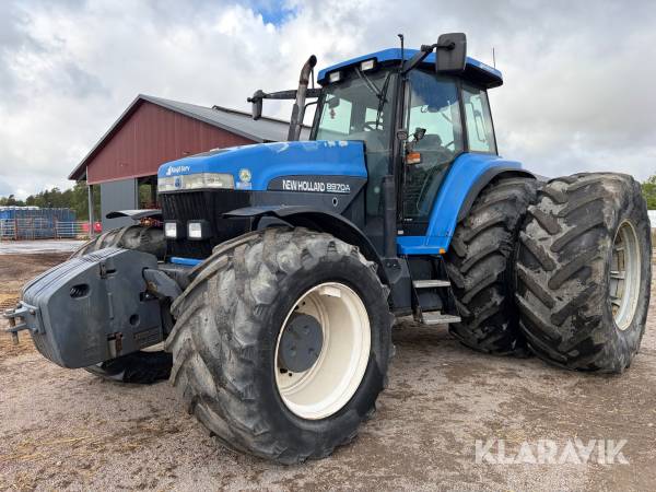 Traktor New Holland 8970A