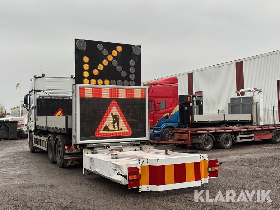 TMA-skydd Vicky Teknik MaxiSign med flak