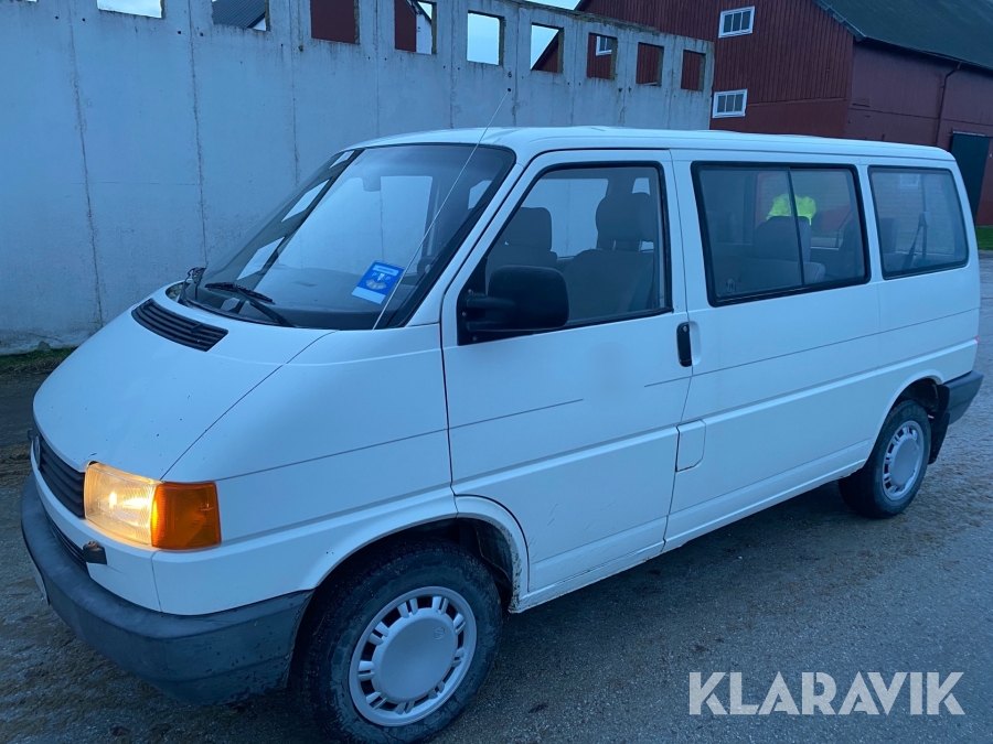 Minibuss Vw Caravelle 2,4 med 9 sittplatser