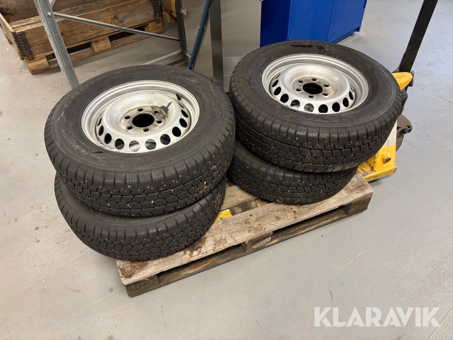 Däck Good Year med fälg 4st