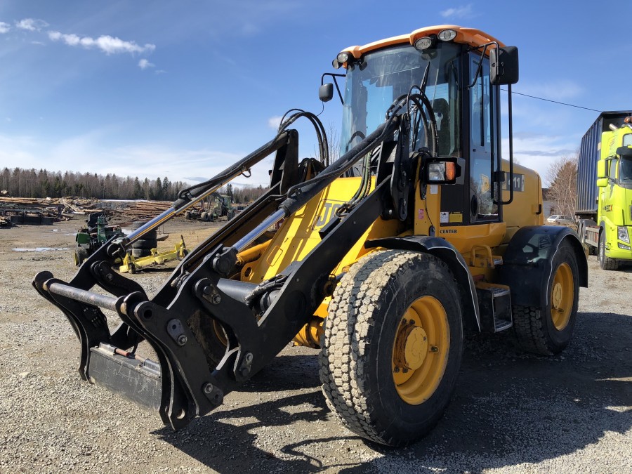 Lastmaskin JCB 411 HT