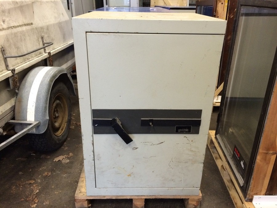 Brandsäkert kassaskåp