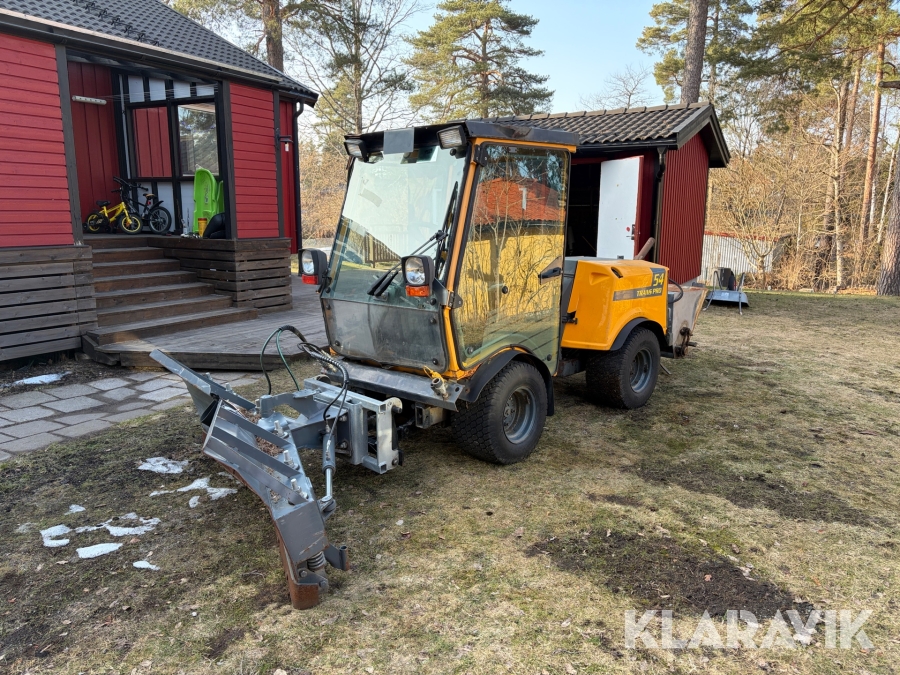 Redskapsbärare Belos Trans Pro 54 med redskap
