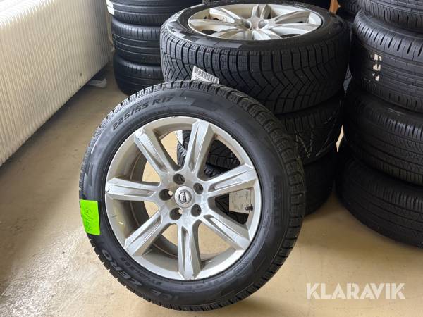 Däck 225/55R17  Pirelli Ice Zero FR 4st