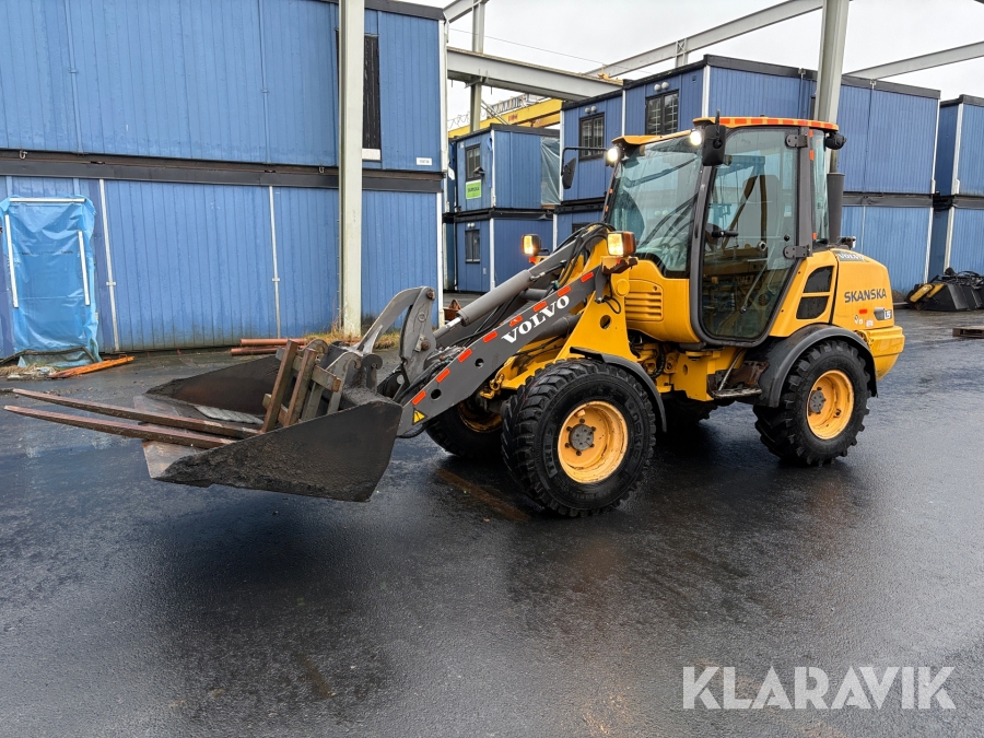 Hjullastare Volvo L25F skopa och gafflar