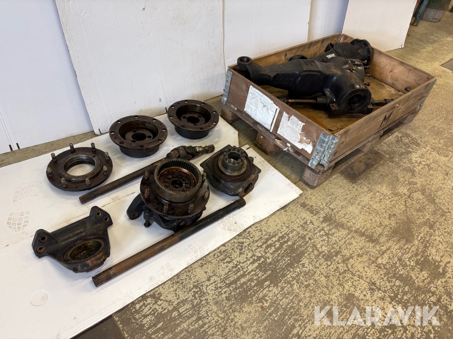 Framaxel delar Valtra A75 Dana 720/100