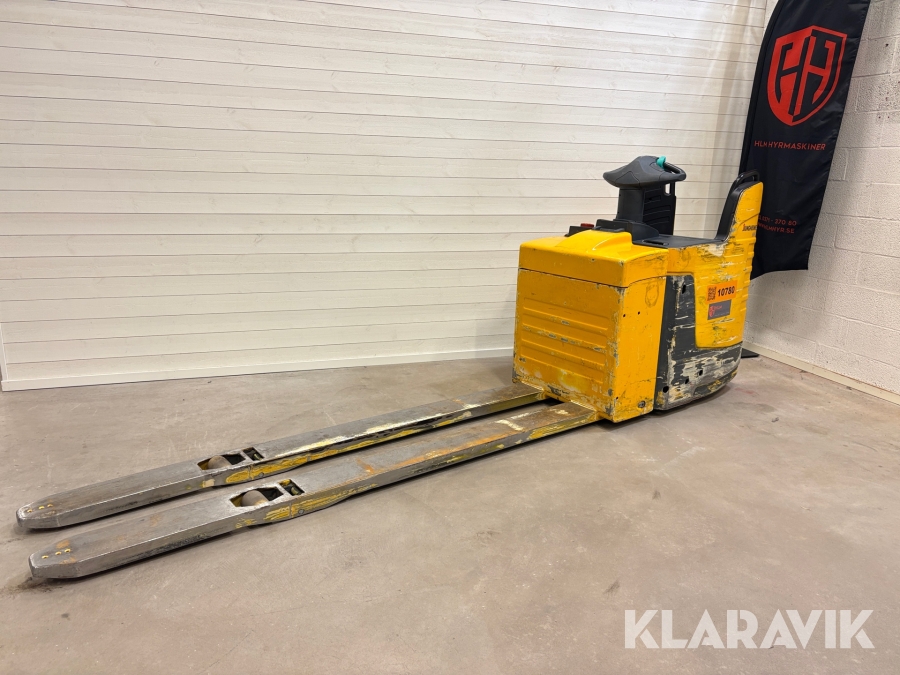 Låglyftare Jungheinrich ERE 225