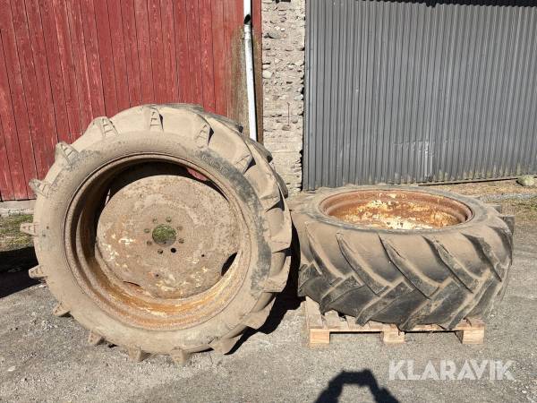 Traktordäck med fälg Trelleborg LP 600-38
