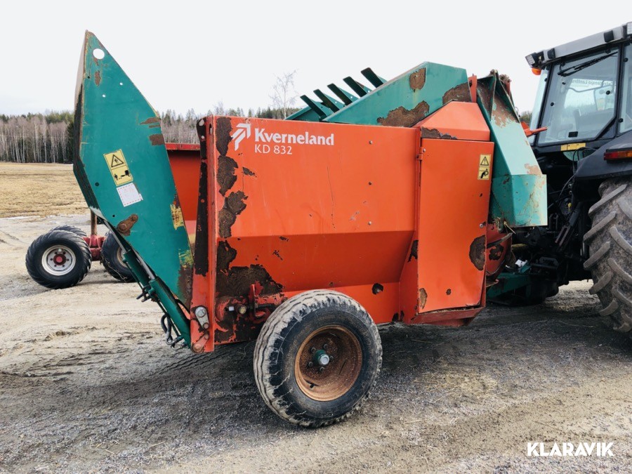 Balrivare Kverneland KD 832 