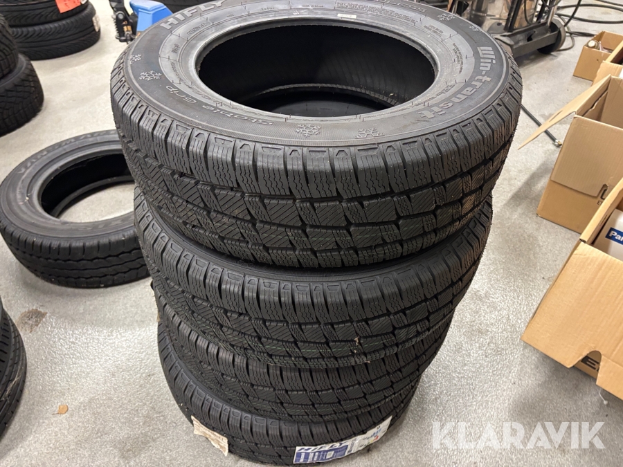 Vinterdäck Hifly 215/65R16C 4st nya