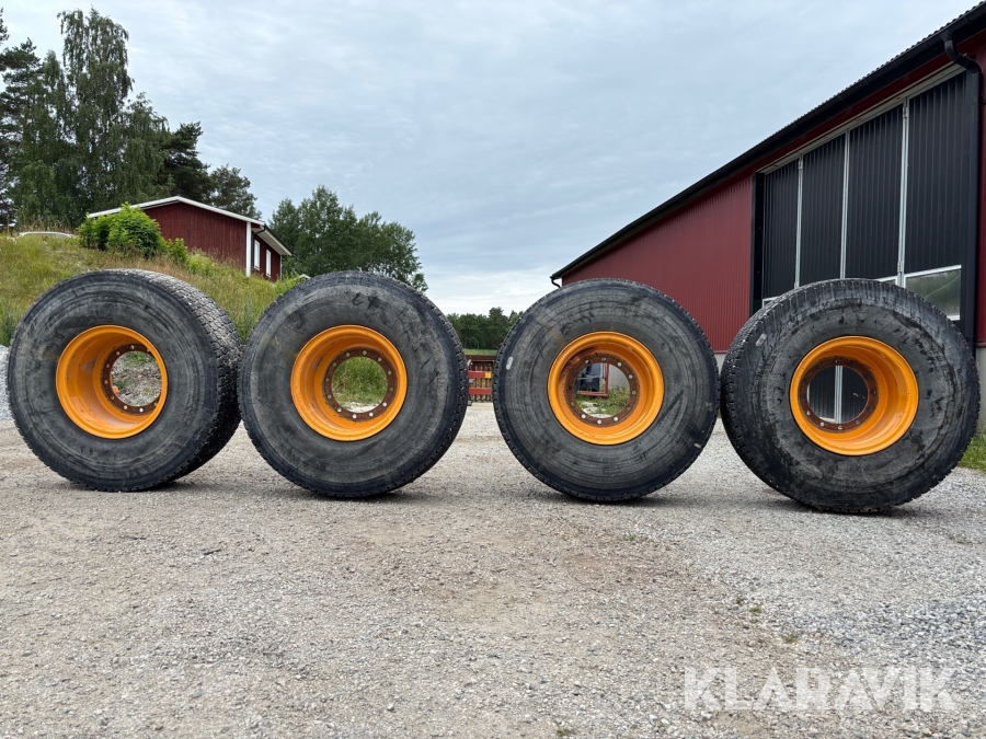 Däck och fälg till hjullastare Michelin 20.5-25, 4st