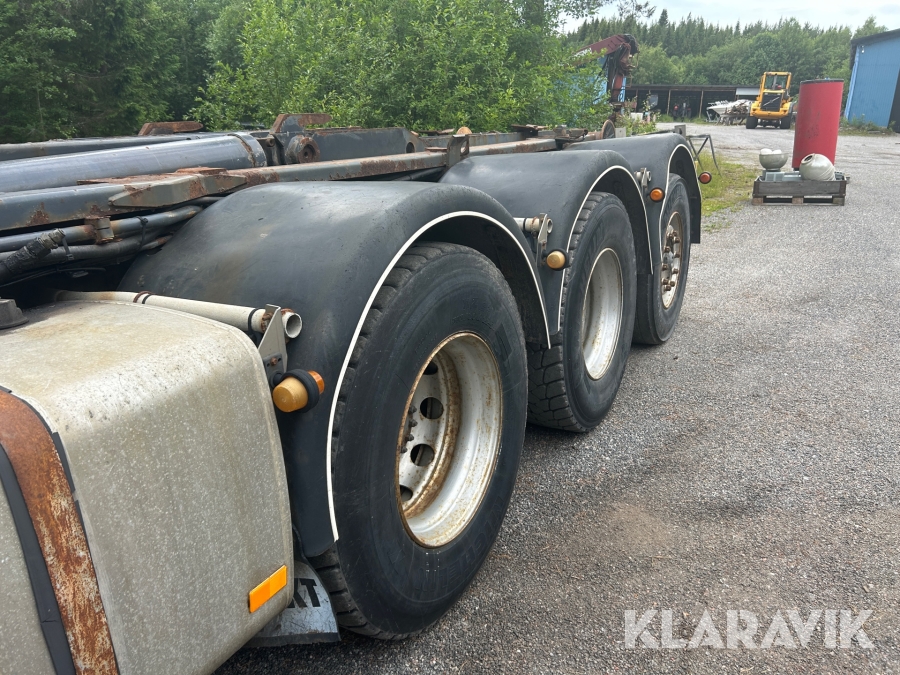 Lastväxlare Volvo FH12 6X4 plogutrustad