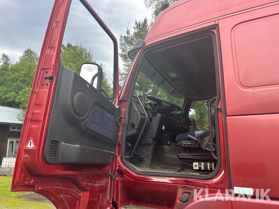 Lastväxlare Volvo FH12 6X4 plogutrustad