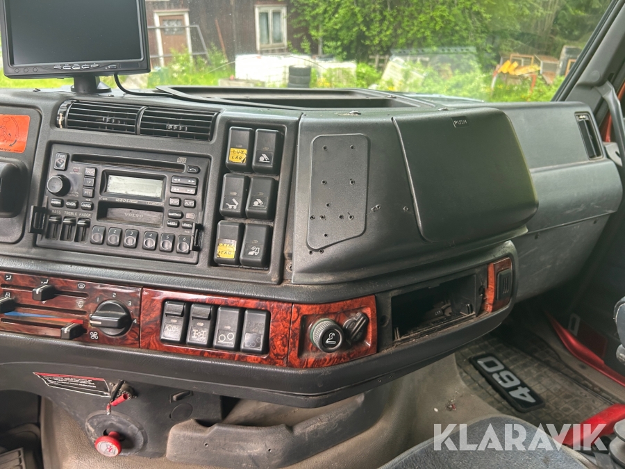 Lastväxlare Volvo FH12 6X4 plogutrustad