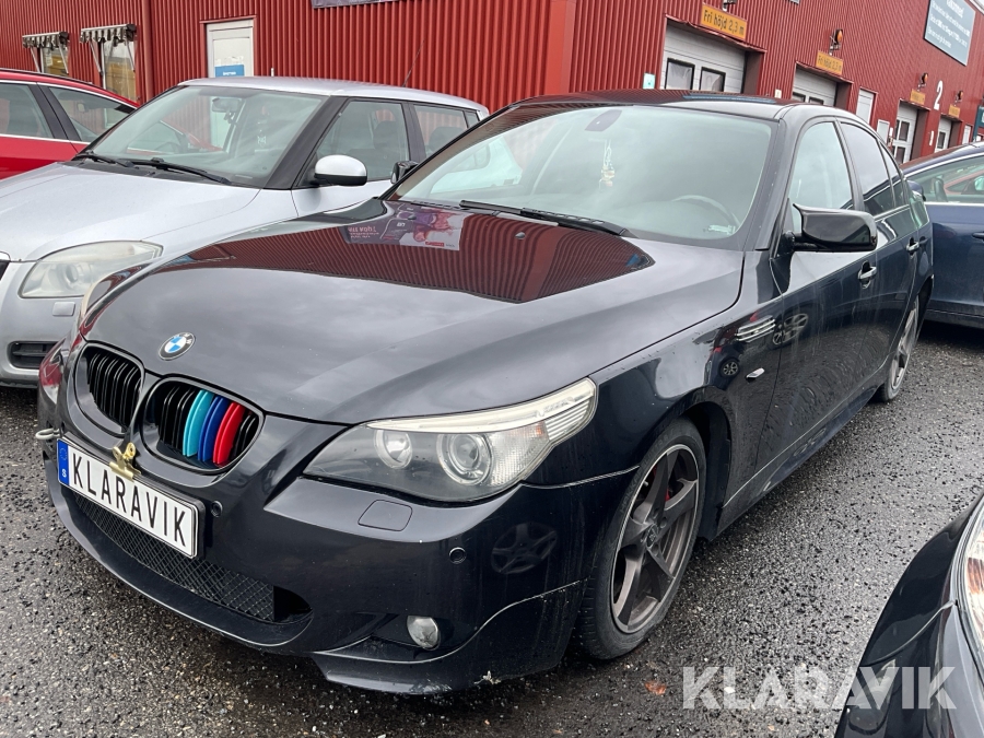 BMW 530I Sedan