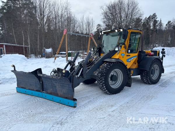 Redskapsbärare Wille 665 med vikplog