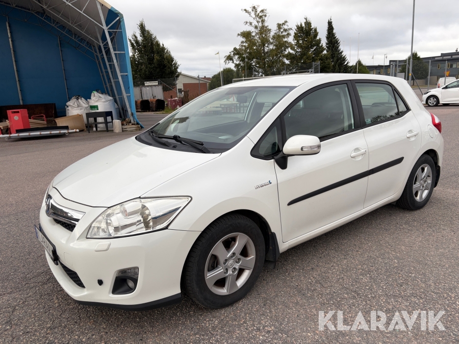 Toyota Auris Hybrid e-CVT 136 hk