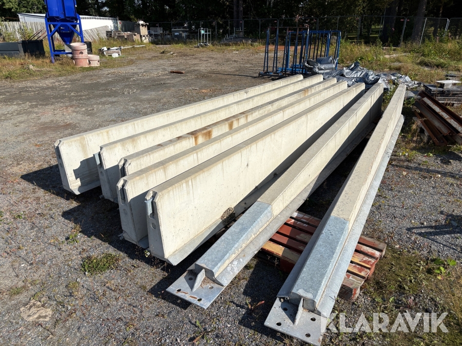Tung skyddsbarriär i betong 11st.