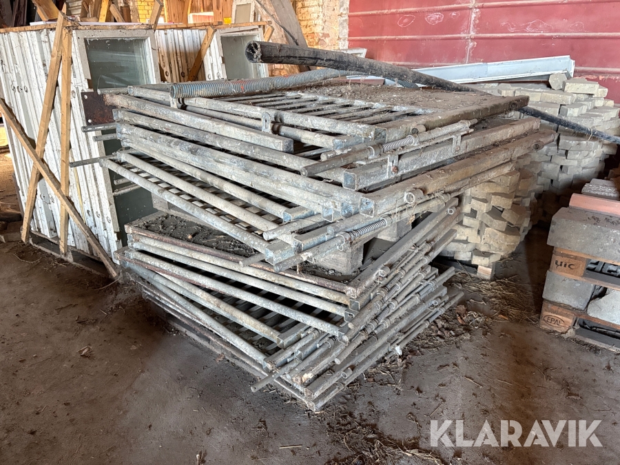 Stallinredning / Grindar ca 20st