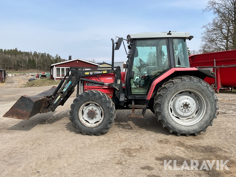 Traktor Massey Ferguson 6130 med lastare