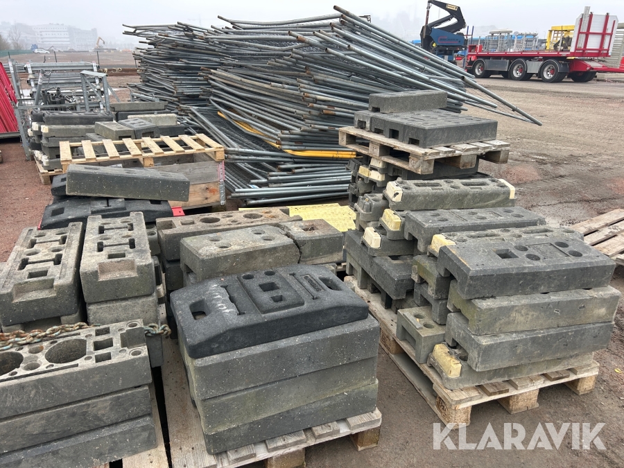 Byggstaket med fötter ca 90 st