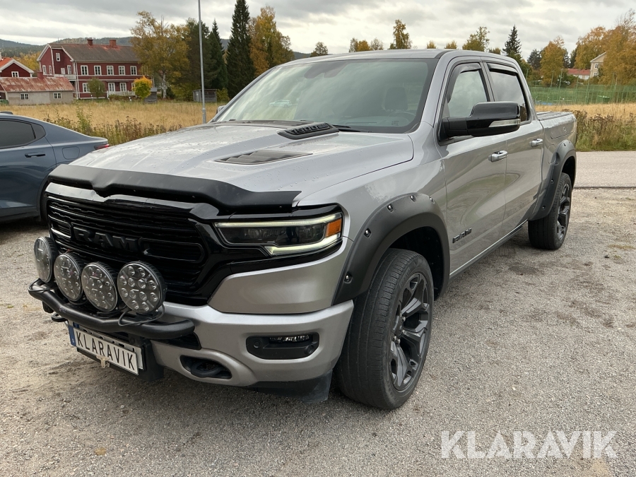 Pickup Dodge RAM 1500 Crew 5,7 4x4