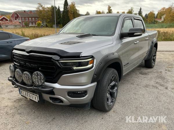 Pickup Dodge RAM 1500 Crew 5,7 4x4