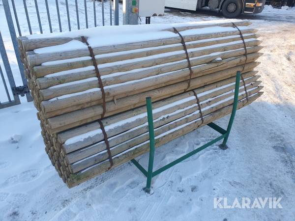 Stängselstolpar 3m långa Impregnerade 96 st