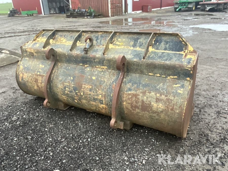 Skopa Stora BM fäste