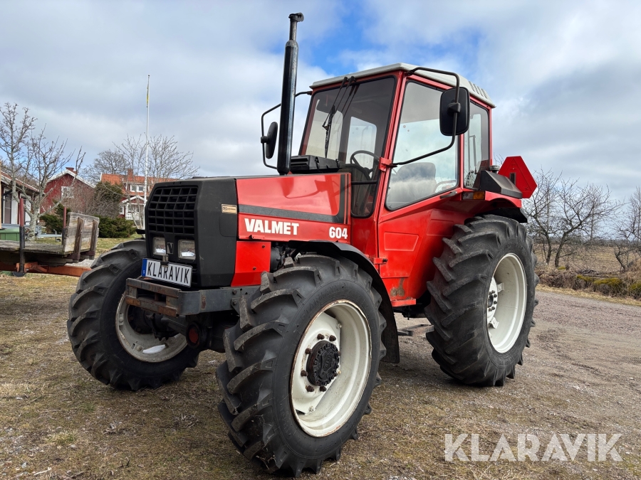 Traktor Valmet 604