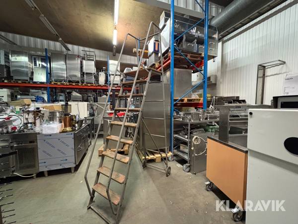 Plattformsstege/säkerhetsstege