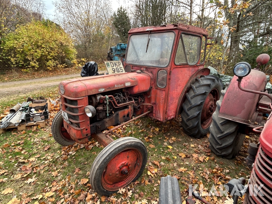 Traktor Volvo BM T 425 Krabat