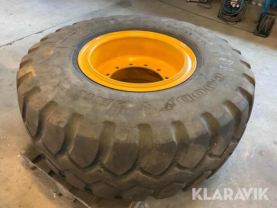 Entreprenad hjul Good Year 20,5 R 25 1st