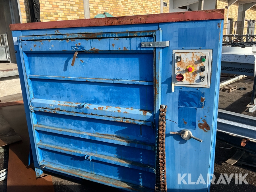 Komprimator EnviroPac EN 80 för wellpapp, plast och ensilageplast