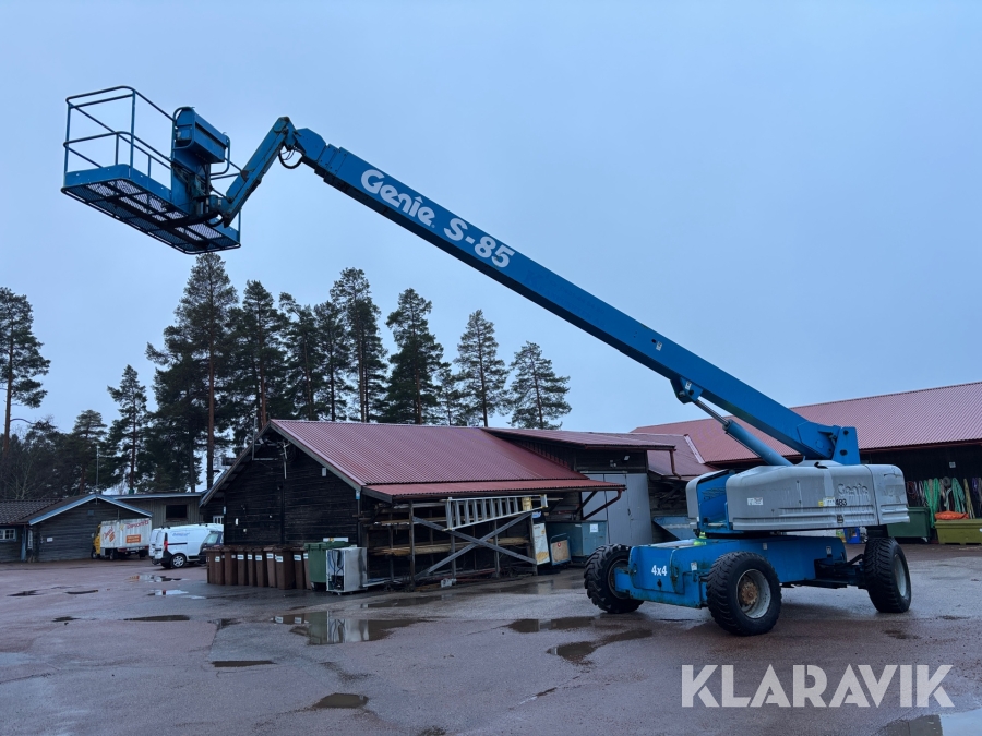 Bomlift Genie S-85