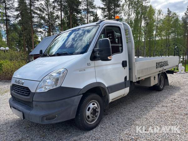Flakbil Iveco Daily 35 2.3 HPT (126hk)